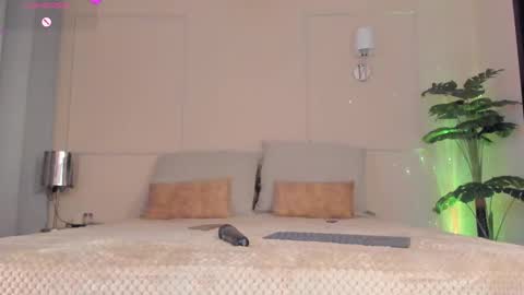 welcome to my world  online show from 2, 10, 2025