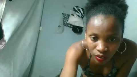 fayence09 online show from 17, 9, 2025