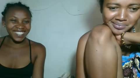 fayence09 online show from 24, 11, 2025