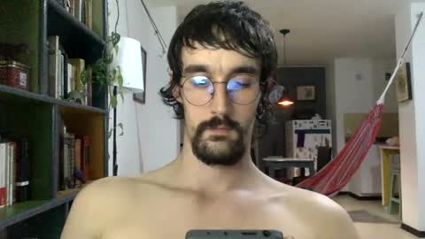 Snapshot of fazzbinderx chatting on 8, 1, 2025 fazzbinder online show from 8, 1, 2025