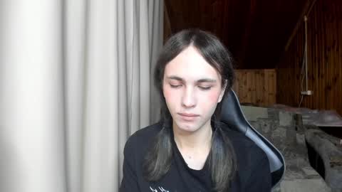 Snapshot of fcherthth chatting on 21, 1, 2025 Mark online show from 21, 1, 2025