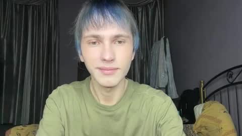 Snapshot of fcherthth chatting on 6, 11, 2025 Mark online show from 6, 11, 2025