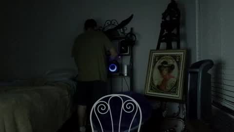 Snapshot of feelgoodnu chatting on 16, 11, 2025 PullouProblems online show from 16, 11, 2025