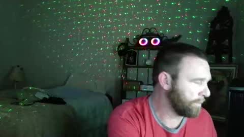 Snapshot of feelgoodnu chatting on 25, 11, 2025 PullouProblems online show from 25, 11, 2025