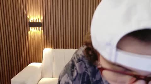 Feelena online show from 16, 2, 2026