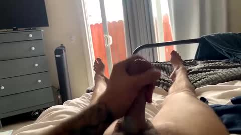 FEETOMINES online show from 2, 3, 2025