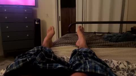 FEETOMINES online show from 15, 10, 2025