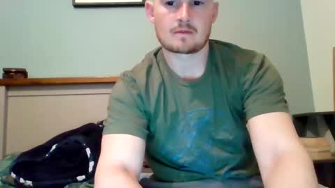 Yung English Man online show from 2, 4, 2026