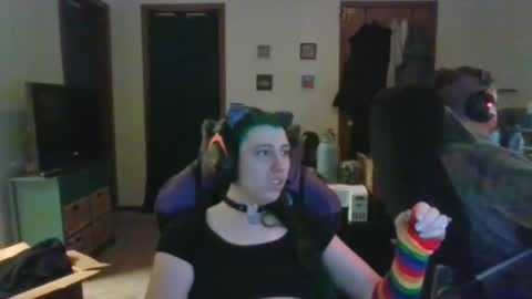 Felicity Diamond online show from 5, 1, 2025