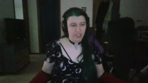 Felicity Diamond online show from 10, 1, 2025