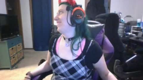 Felicity Diamond online show from 12, 1, 2025