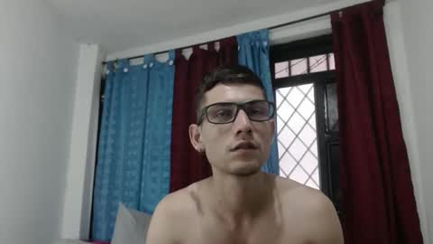 jhonatan felipe online show from 30, 1, 2025
