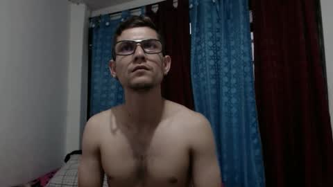 jhonatan felipe online show from 7, 2, 2025