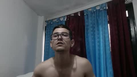 jhonatan felipe online show from 15, 2, 2025