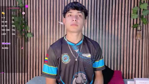 felipe_boy_18 online show from 28, 9, 2025