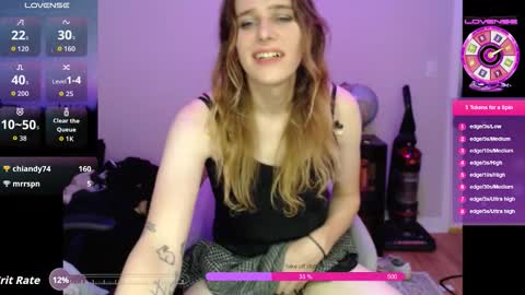 Snapshot of feliskatusgirl chatting on 10, 10, 2025 Terra online show from 10, 10, 2025