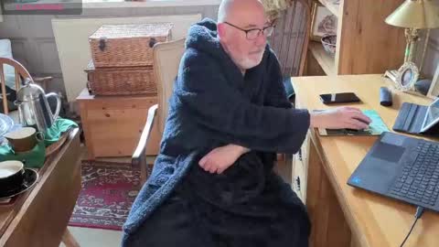 Adam online show from 29, 4, 2026