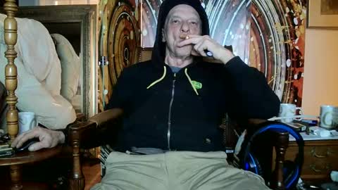 hungnsexy  online show from 22, 2, 2025