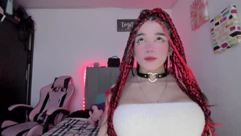 fem_boy6 online show from 7, 12, 2024