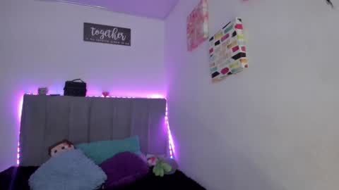 fem_boy6 online show from 18, 12, 2024