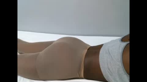 Snapshot of femaqueen chatting on 18, 2, 2025 Navil online show from 18, 2, 2025