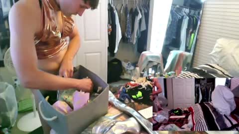 Allie North online show from 4, 12, 2024