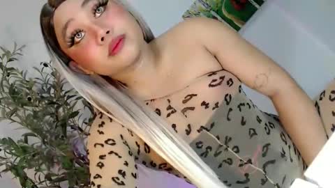 femboy_veronica online show from 10, 5, 2026