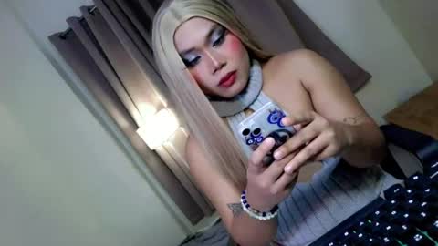femboy_veronica online show from 15, 6, 2026