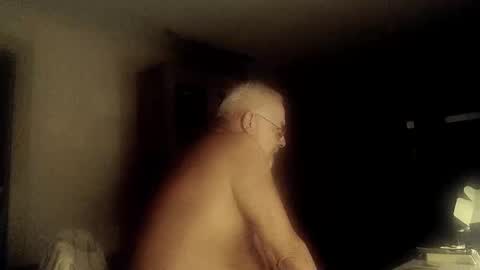 Snapshot of femdom_sub chatting on 2, 10, 2025 femdom_sub online show from 2, 10, 2025