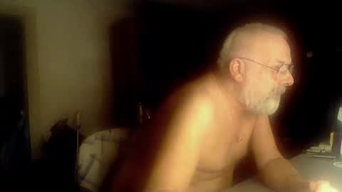 Snapshot of femdom_sub chatting on 24, 10, 2025 femdom_sub online show from 24, 10, 2025