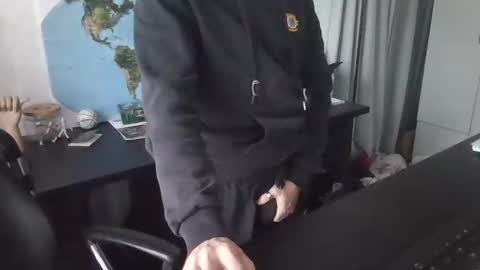 Snapshot of femdomsubby chatting on 7, 10, 2025 femdomsubby online show from 7, 10, 2025