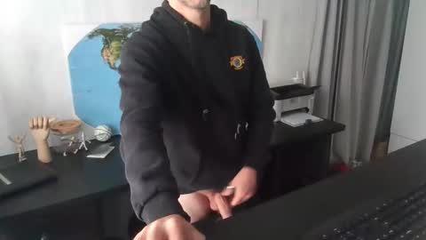 Snapshot of femdomsubby chatting on 7, 10, 2025 femdomsubby online show from 7, 10, 2025