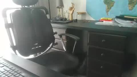 Snapshot of femdomsubby chatting on 30, 3, 2026 femdomsubby online show from 30, 3, 2026