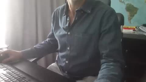 Snapshot of femdomsubby chatting on 13, 4, 2026 femdomsubby online show from 13, 4, 2026