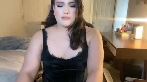 Snapshot of femgirl99 chatting on 24, 1, 2025 this is justice tricia a bigelow. she was fucking my husband tom girardi online show from 24, 1, 2025