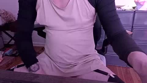 femme_mystique online show from 6, 11, 2025