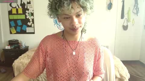 Snapshot of fenixmfx chatting on 2, 1, 2025 Fenix online show from 2, 1, 2025