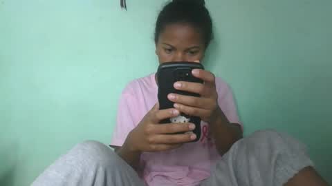 Snapshot of fenou122745 chatting on 16, 3, 2026 fenou122745 online show from 16, 3, 2026