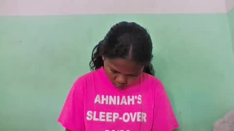 Snapshot of fenou122745 chatting on 22, 3, 2026 fenou122745 online show from 22, 3, 2026