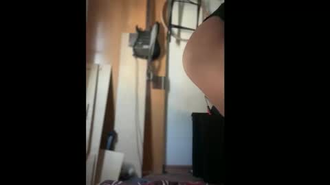 Snapshot of fer92400 chatting on 7, 3, 2026 fer92400 online show from 7, 3, 2026