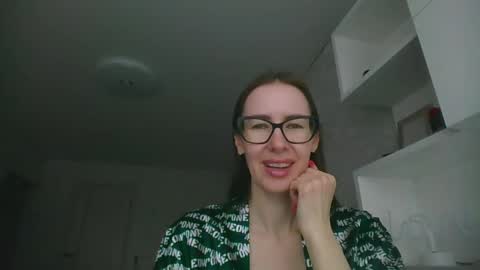 feraliss online show from 12, 4, 2026