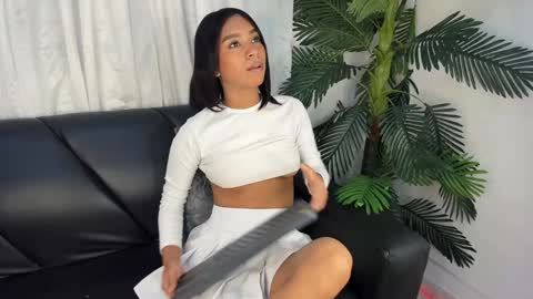  Fernanda  online show from 31, 1, 2025