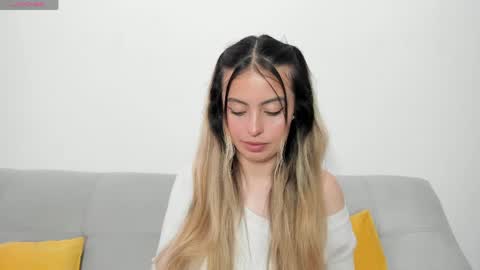 fernanda  online show from 15, 5, 2026