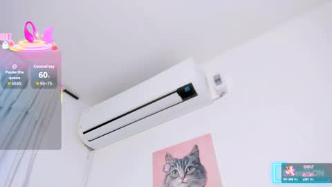 Snapshot of fernanda_brown01 chatting on 22, 9, 2025 Fernanda online show from 22, 9, 2025