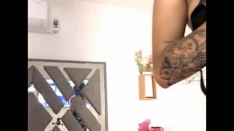 Fernanda online show from 13, 11, 2025