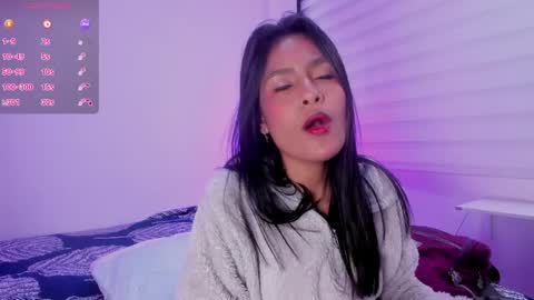 fernanda_liie_ online show from 8, 4, 2026