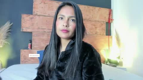 fernanda_liie_ online show from 19, 6, 2026