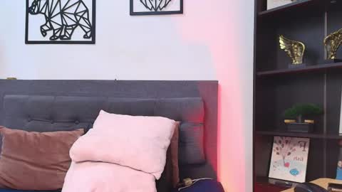 Fernandabrown s online show from 16, 6, 2026