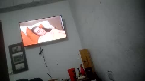 Snapshot of fernandesbentolucas173 chatting on 7, 1, 2026 fernandesbentolucas173 online show from 7, 1, 2026