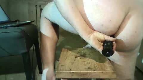 Snapshot of fetish_slut86 chatting on 4, 11, 2025 fetish_slut86 online show from 4, 11, 2025